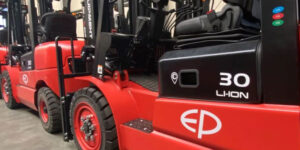efl252-302-352-li-ion-akulu-elektrikli-forklift-truck